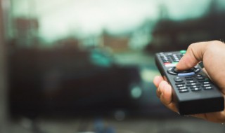 影视剧强调纯属虚构的原因是什么（电视剧纯属虚构是什么意思）