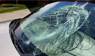 车玻璃碎了有什么兆头 玻璃碎了征兆