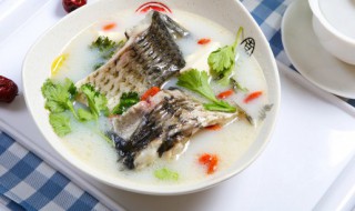 鱼头豆腐汤用什么豆腐 鱼头豆腐汤用什么豆腐好吃