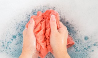 衣服袖口非常脏怎么洗才能洗干净 衣服袖子脏了怎么洗
