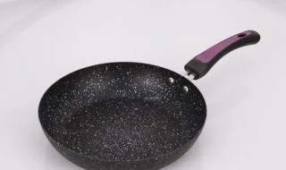麦饭石锅涂层有划痕还能用吗（麦饭石锅涂层被划出痕迹还能用吗）