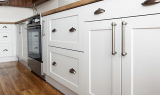 橱柜门一般用什么材料（橱柜门一般用什么材料是最合适）