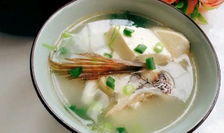 做鱼头豆腐汤怎么做 如何做鱼头豆腐汤好吃窍门