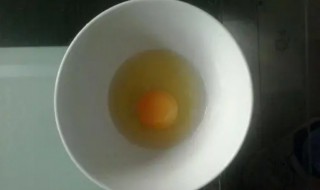 生鸡蛋打碎了可以放微波炉吗 把生鸡蛋放到微波炉了会怎么样
