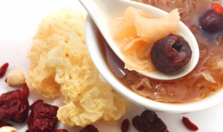 银耳汤煮多长时间好（银耳汤一般熬几个小时）