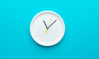 客厅挂钟放在什么位置好 客厅挂钟放在什么位置好图片