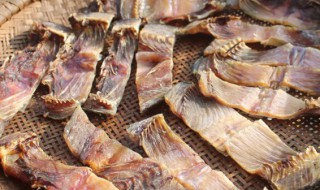晒干的鱼片怎么做好吃 干鱼片怎么做好吃又简单的方法