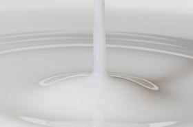 人乳汁（人乳汁中的溶菌酶为什么不属于第二道防线）