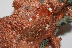 自然铜 自然铜炉甘石的炮制方法是煅红后醋淬