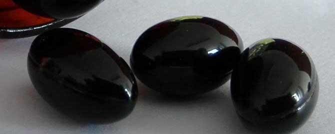 蜂胶的八大功效与作用是什么（蜂胶的作用与功效有哪些?）