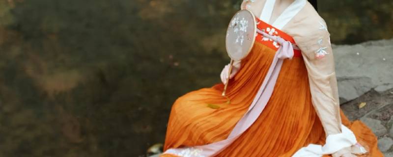 衣襟是衣服的哪个部位（衣襟在什么部位）