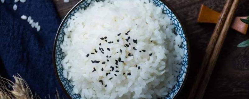 蒸米饭是开水上锅蒸还是冷水 米饭热水蒸还是凉水蒸