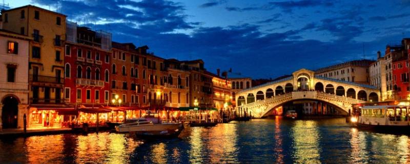 威尼斯为什么建在水里（威尼斯为什么建在水上）