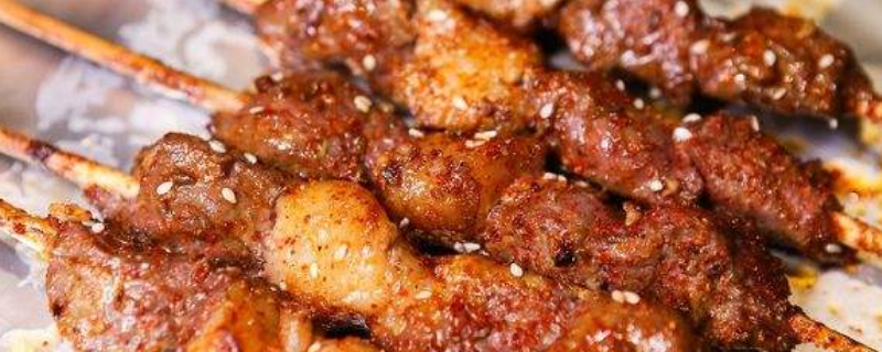 空气炸锅烤羊肉串用锡纸吗 空气炸锅烤羊肉需要铺锡纸吗?