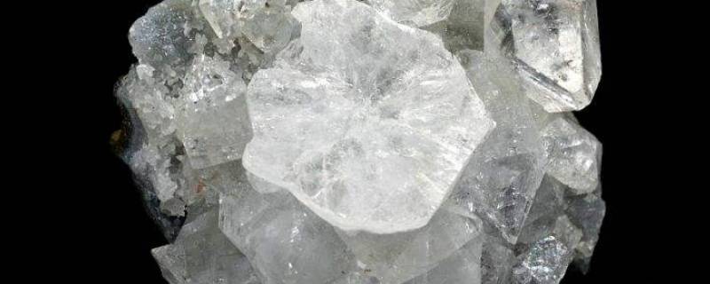 石英是晶体还是非晶体 石英石是晶体还是非晶体