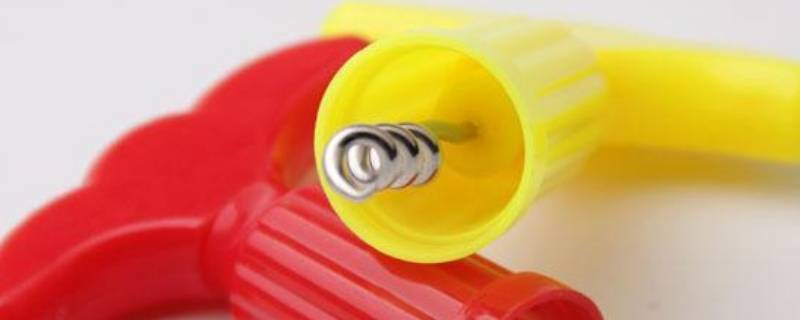 没有酒起子怎么开瓶盖 没有起子怎么打开酒瓶盖