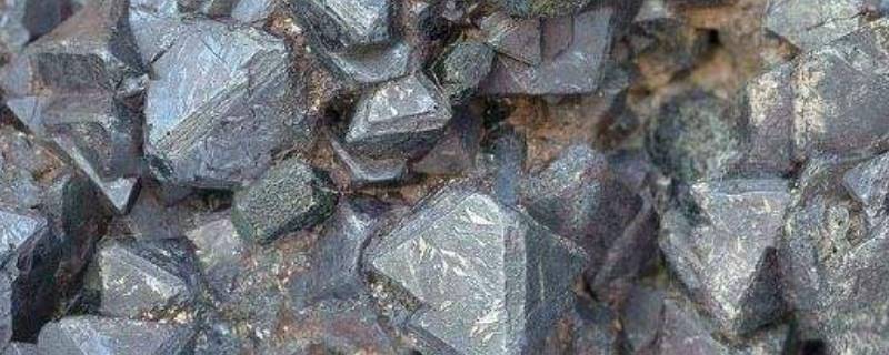 铁矿石是纯净物还是混合物（铁矿石是不是混合物）