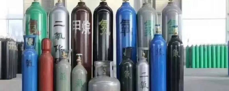 常见气瓶的颜色标识（《气瓶颜色标志》）