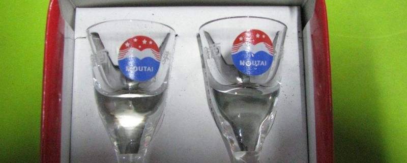 茅台小酒杯是几毫升 茅台的小杯多少毫升