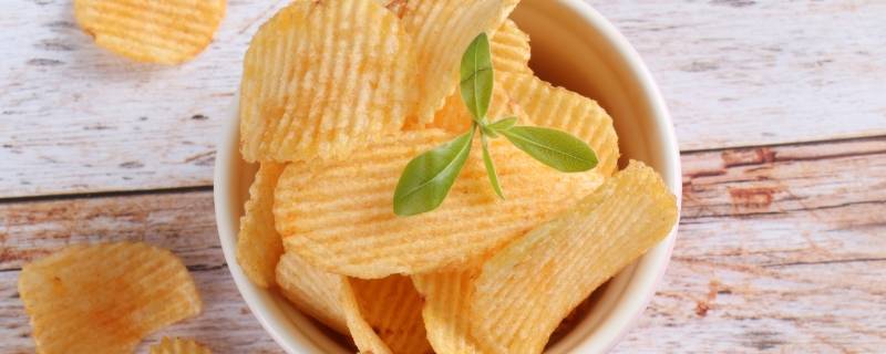 吃薯片的声音怎么形容（吃薯片的声音用什么形容）