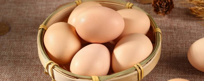 鸡蛋放在盐水里为什么会浮起来 鸡蛋放在盐水里为什么会浮起来作文