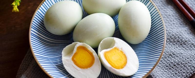 买的咸鸭蛋需要煮吗（市场买的咸鸭蛋需要煮吗）