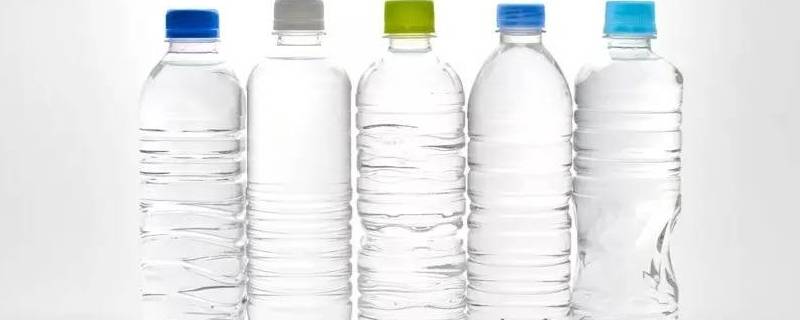 塑料瓶装热水有毒吗 塑料瓶子装热水有毒吗
