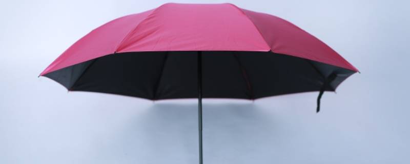 银胶伞和黑胶伞的区别（银胶伞好还是黑胶伞好）