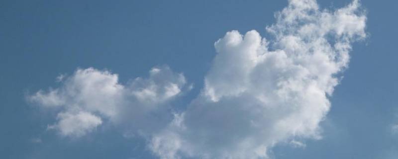 云朵可能是什么形状 云朵的形状有时候像什么