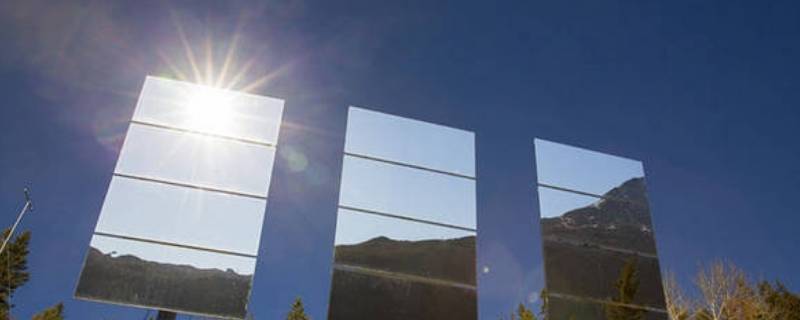 镜子反光的原因 镜子反光的原因是什么