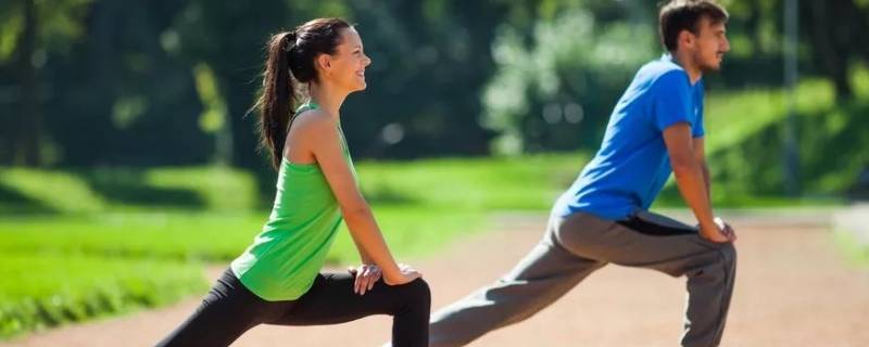 如何防止夏天出汗衣服湿尴尬 夏天出汗老是把衣服汗湿怎么办