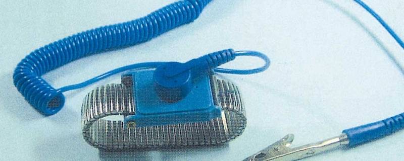 静电手环的作用（电子厂静电手环的作用）