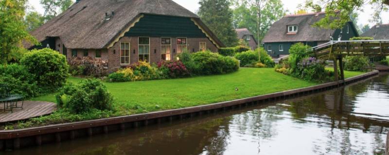 荷兰为什么被称为运河之国 荷兰为什么被称为运河之国20字