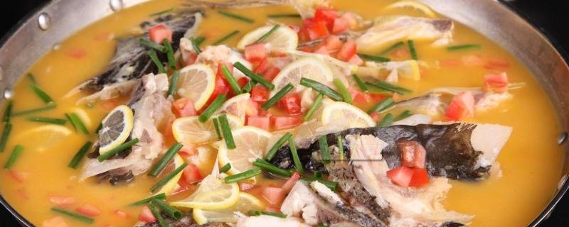 炖鱼头怎么炖 炖鱼头怎么炖白