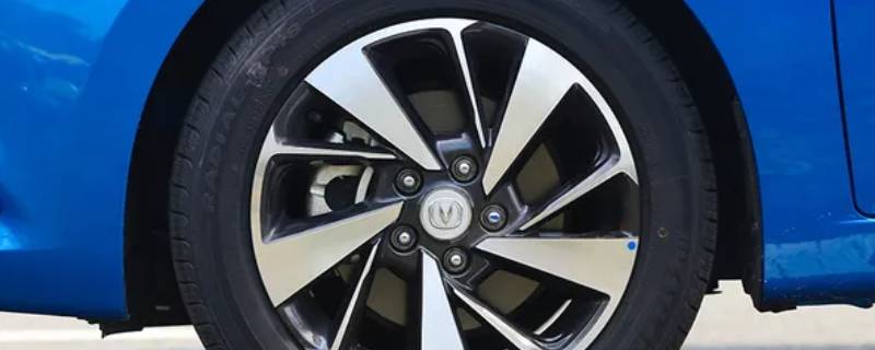 逸动dt正常胎压多少（逸动的胎压是多少）