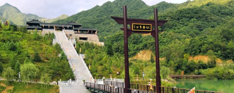 西林区景点 西林风景区