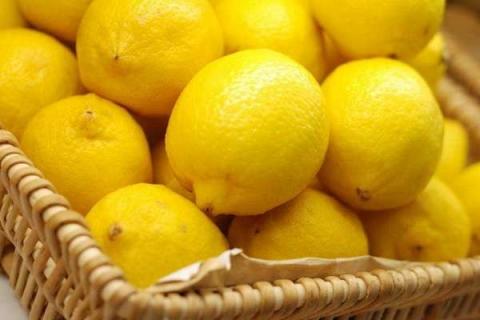 一天一个柠檬会过量吗 吃多了对身体有什么危害
