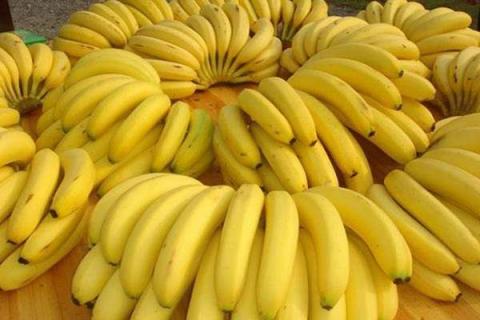 香蕉中间的芯是黑色能吃吗 是不是变质了
