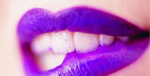 嘴唇发紫是什么原因（嘴唇发紫是什么原因男）