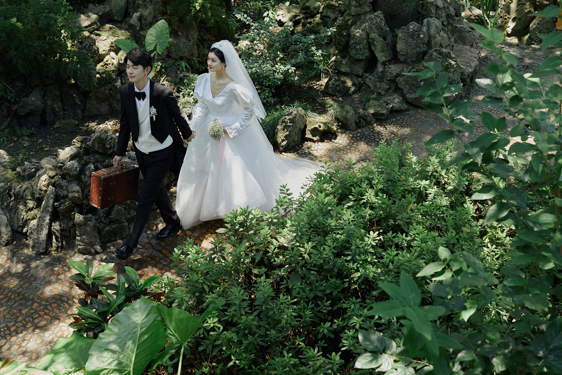 父母为儿子婚礼邀请函（父母为儿子婚礼邀请函范文正式的）