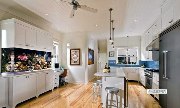 壁挂式鱼缸尺寸有哪些 壁挂式鱼缸尺寸有哪些型号