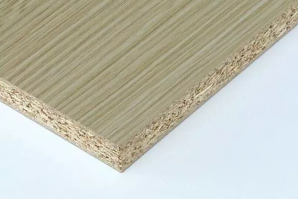 实木颗粒板的优缺点 实木颗粒板的优缺点及价格