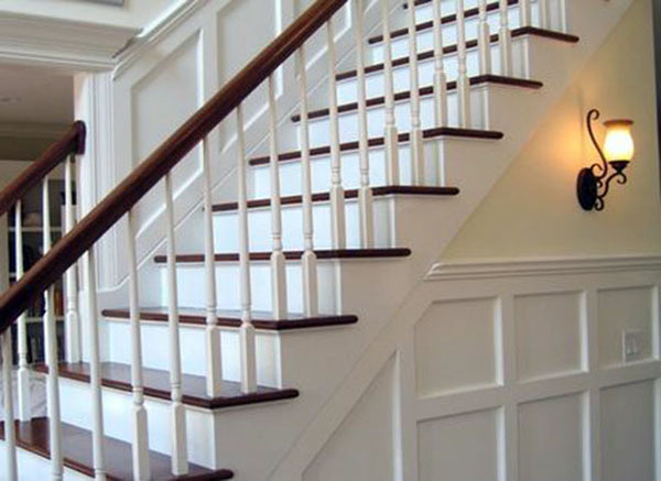 楼梯护墙板的材质及特征介绍（楼梯护墙板图片一般都是多高）