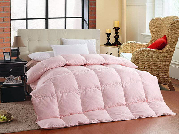 羽绒被怎样鉴别质量好坏（羽绒被怎样鉴别质量好坏视频）