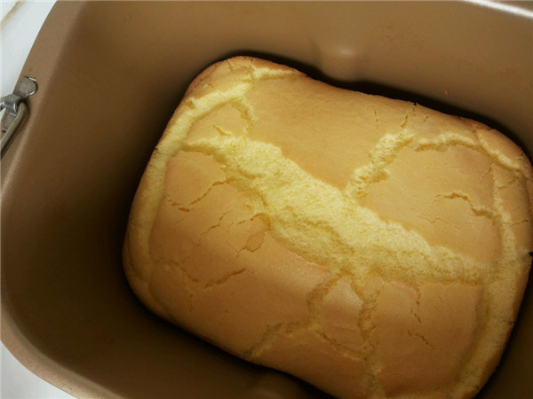 用面包机怎么做面包（用面包机怎么做面包好吃）