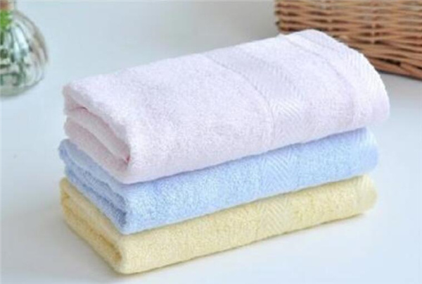 竹纤维毛巾和纯棉毛巾哪个好 竹纤维毛巾和纯棉毛巾哪个好一些