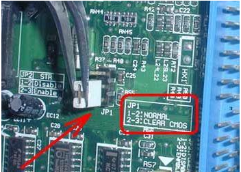 怎样对CMOS进行放电来恢复BIOS出厂设置（cmos放电后如何设置）