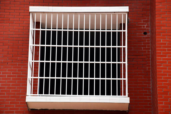 铝合金防盗窗怎么选好 铝合金防盗窗怎么选好的
