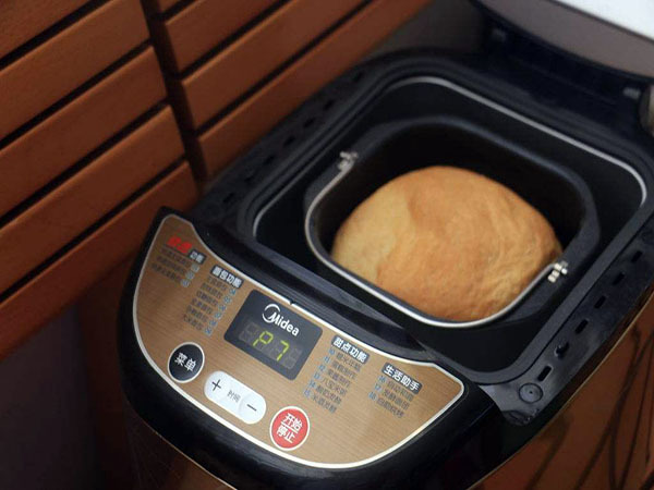 面包机做面包的做法有哪些呢 让你的口感更佳