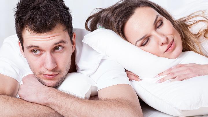 哪种睡姿促对女性有益 10种睡姿暴露女性小秘密 哪种睡姿促对女性有益 10种睡姿暴露女性小秘密